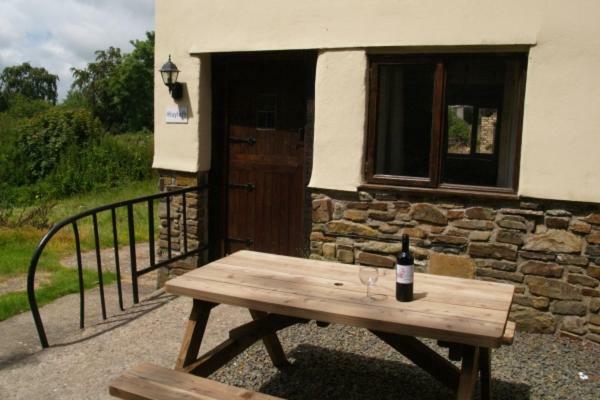 Hayloft Cottage Merton  Esterno foto